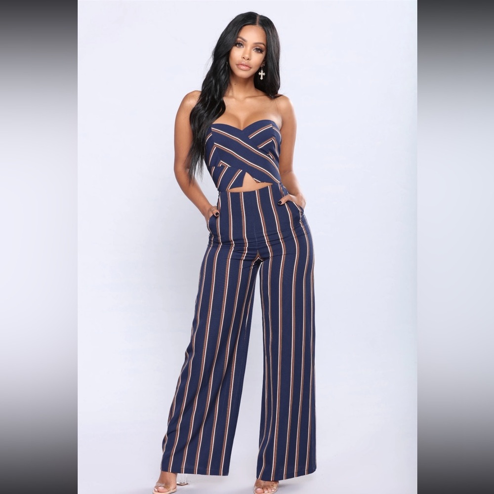 Miami Hotspot Striped Jumpsuit. Women’s Large.